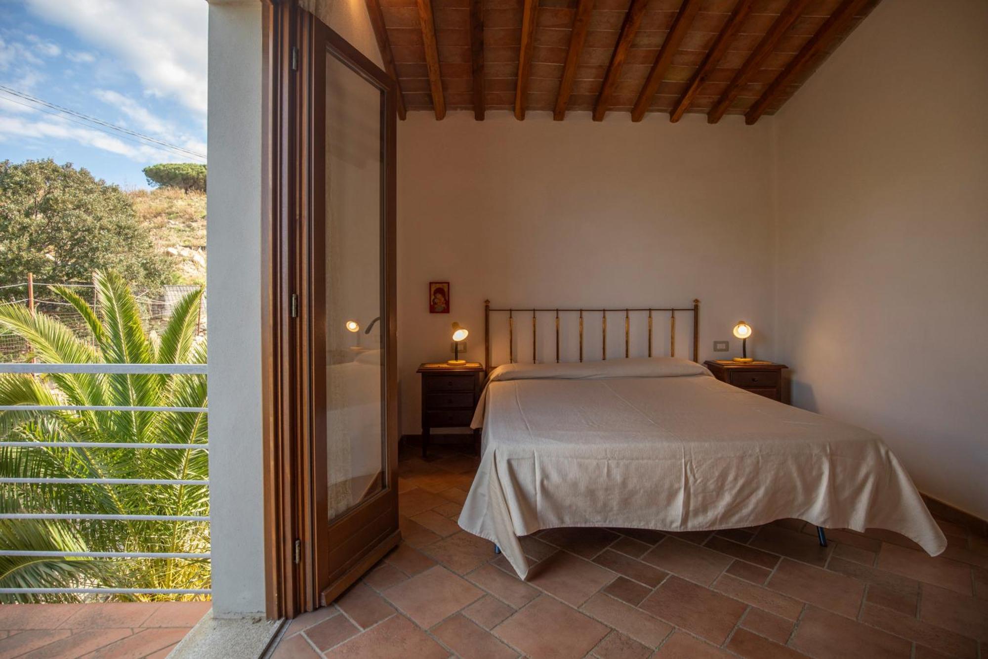 Mandorlo E Melograno By Helloelba