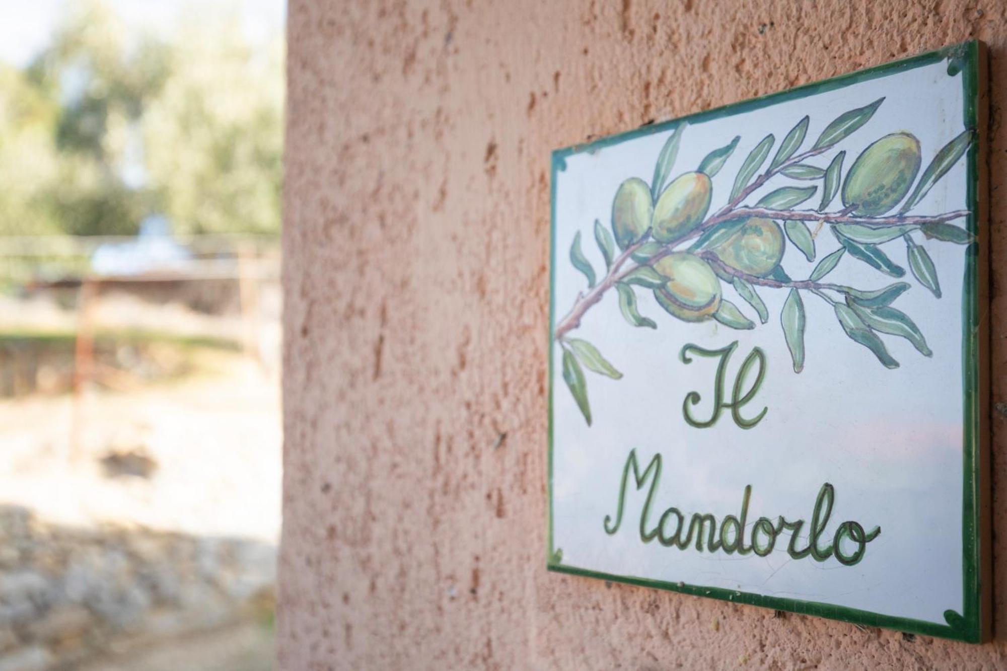 Holiday home Mandorlo E Melograno By Helloelba La Guardia